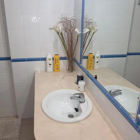 Apartment With One Bedroom In Arona With Wonderful Sea View Shared Pool Furnished Balcony 1 Km From The Beach Lägenhet Arona (Tenerife)